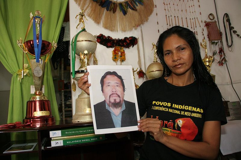 Retrato de Mara Kambeba — pueblo Kambeba (Omágua) del río Solimões, Amazonas