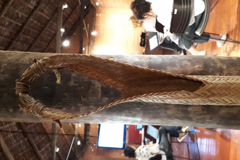 Artesanía karipuna do Amapá: tipiti tradicional para preparar mandioca — Amapá