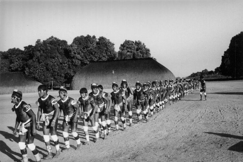 Kuarup o maloca del Parque Indígena do Xingu — territorio del pueblo Naruvotu