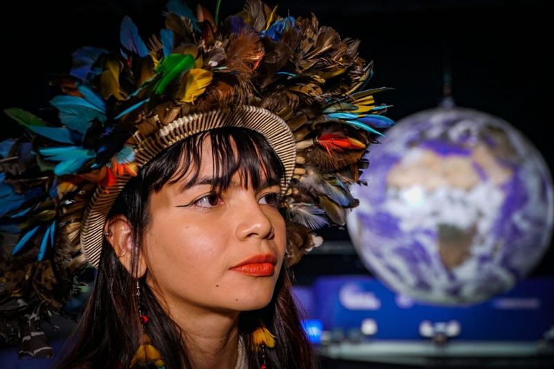 Liderazgo Suruí-Paiter: Txai Suruí, activista climática del pueblo Paiter — Rondônia