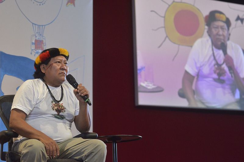 Davi Kopenawa Yanomami o shabono del Catrimani — pueblo Yãnomam de Roraima